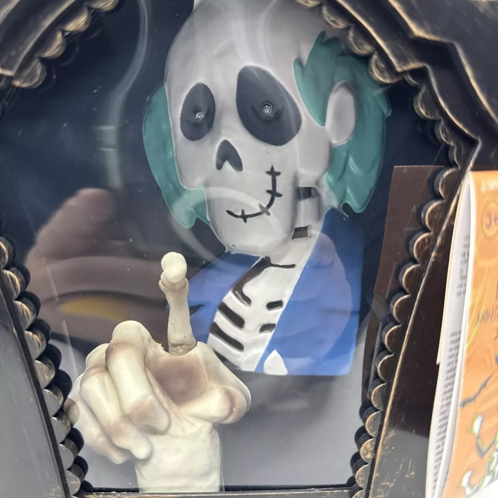 Disney Haunted Mansion Tapping Skeleton Halloween PLAYS GRIM GRINNING GHOSTS! - Picture 4 of 5
